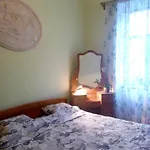 Flat On Sheptytskykh דירה