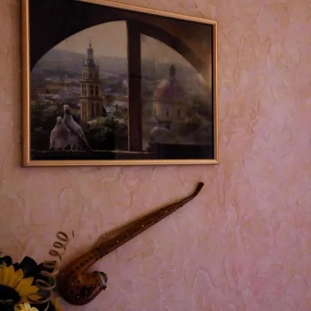 Apartmán Flat On Sheptytskykh *