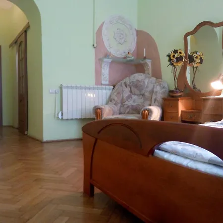 Apartment Flat On Sheptytskykh